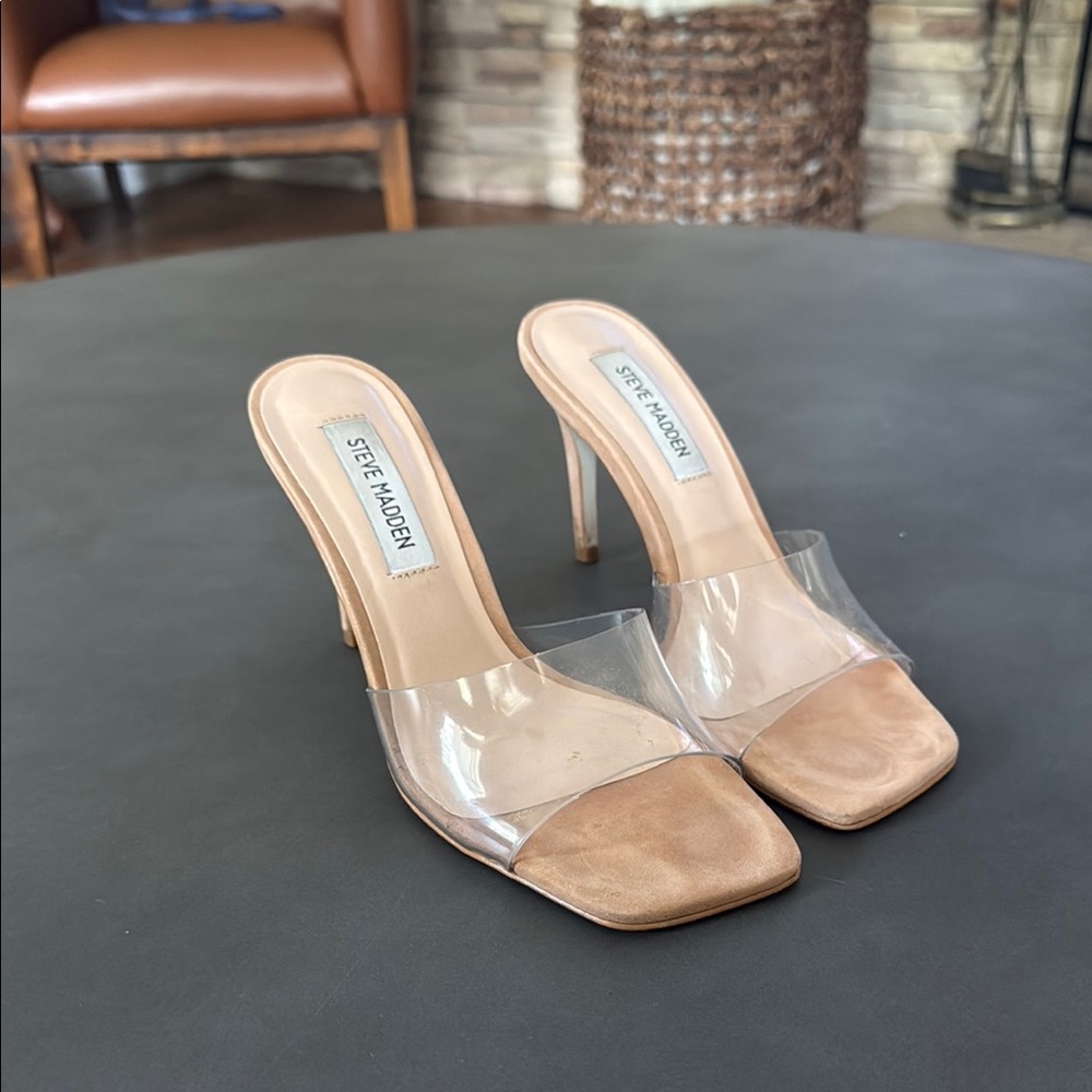 Steve Madden Tan Heels with Stiletto Elegance